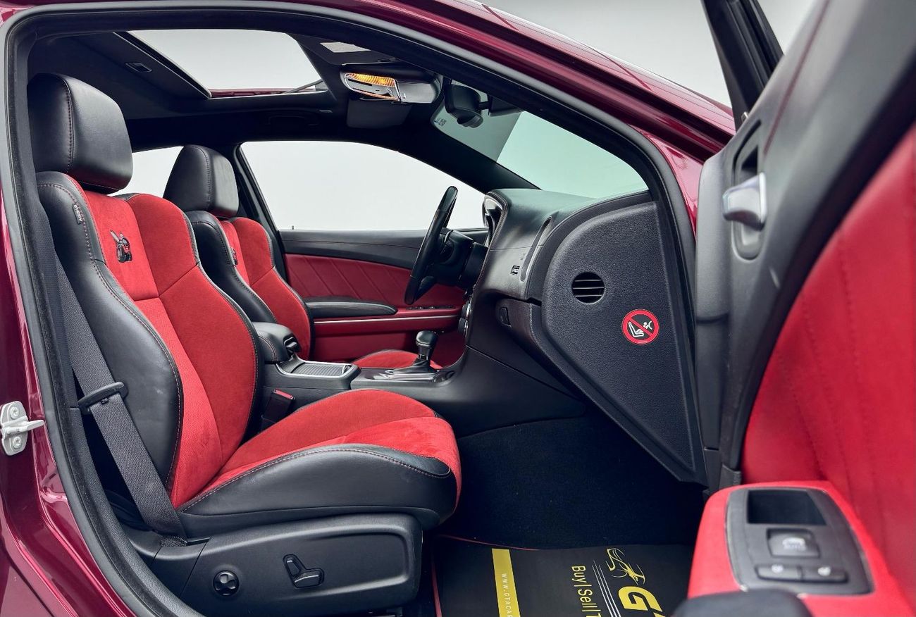 دودج تشارجر R/T Scatpack 6.4L (485 HP) 2019 Dodge Charger 392 Scatpack, Warranty, Full Dodge Service History, GC