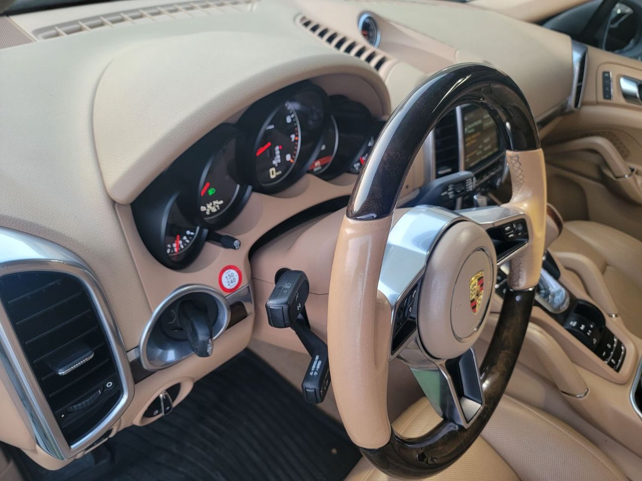 Porsche Cayenne Platinum Edition 3.6L