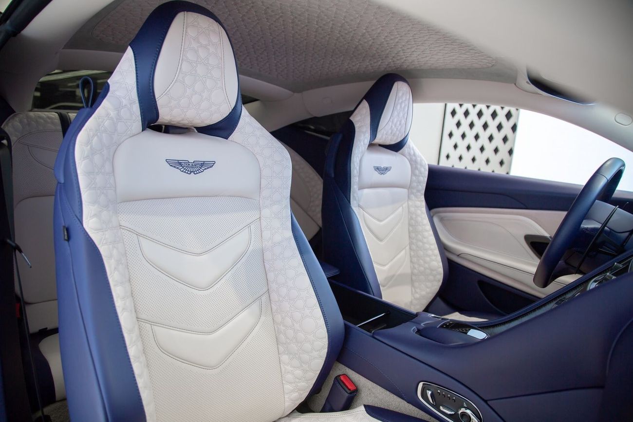 Aston Martin DBS Superleggera Aston Martin DBS Superleggara Arabesque Edition