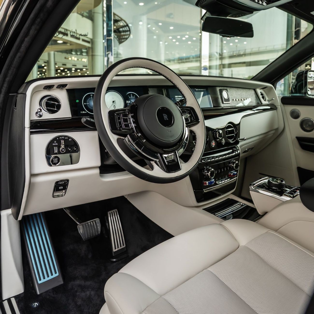 رولز رويس فانتوم 2026 ROLLS ROYCE PHANTOM GCC WITH WARRANTY+ SERVICE( BRAND NEW )