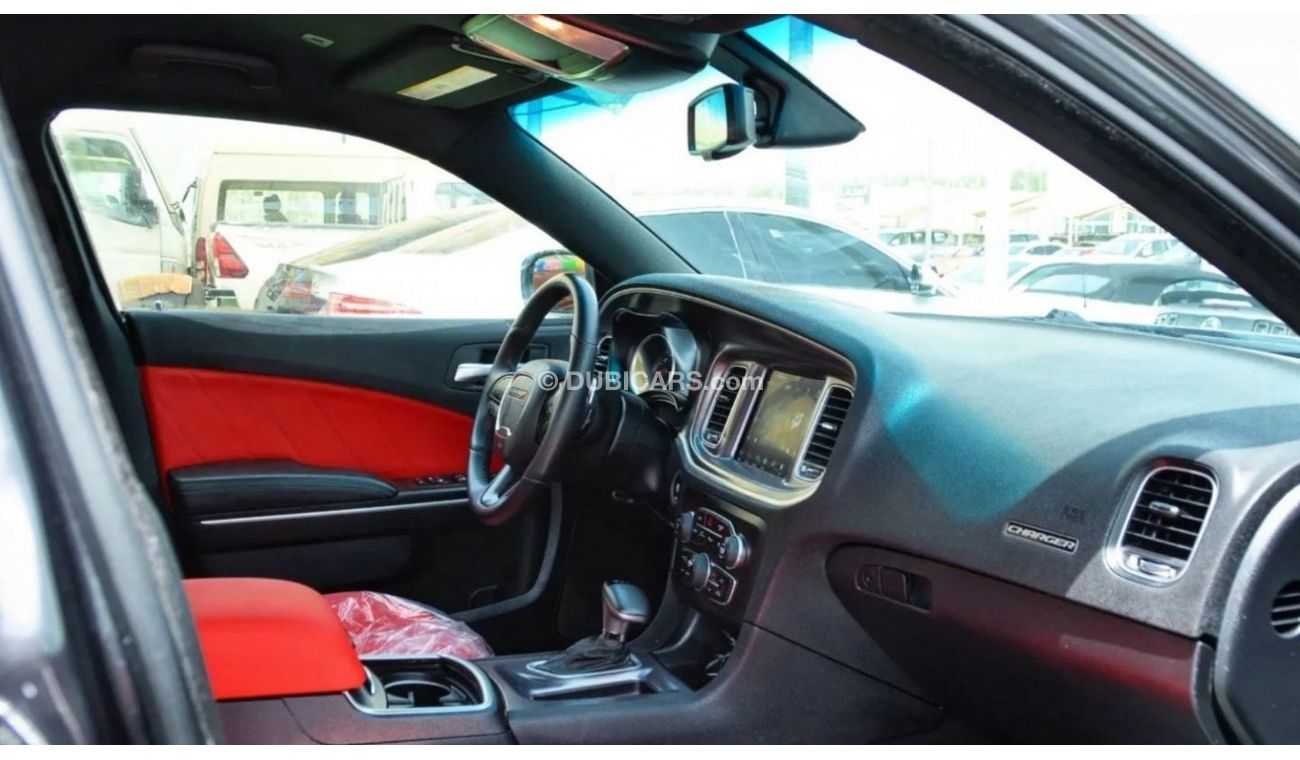 Dodge Charger 3.6L SXT (Mid) *Very Clean* $ Original AirBags $ Charger SXT V6 2019/Wide Body/Leather Interior/Exce