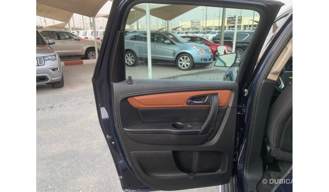 Chevrolet Traverse Chevrolet Travels LT_Gcc_2015_Excellent_Condihion _Full option