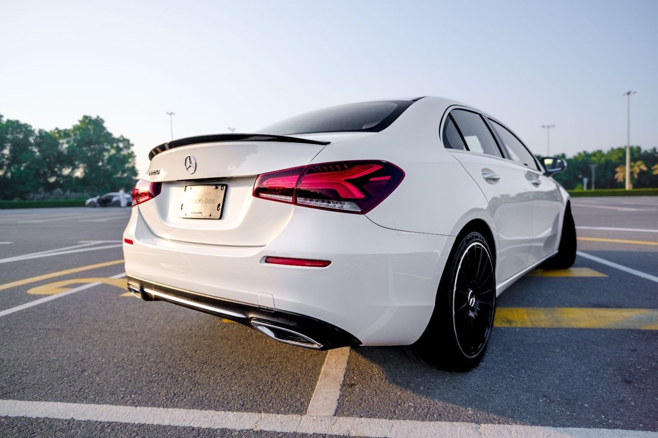 مرسيدس بنز A 220 بريميوم