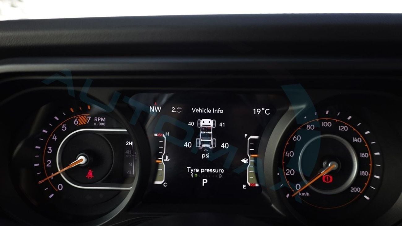 جيب رانجلر Unlimited Sahara I4 2.0T 4x4 2025 GCC 7000Km With 3 Years Or 60,000 Km Warranty @Official Dealer