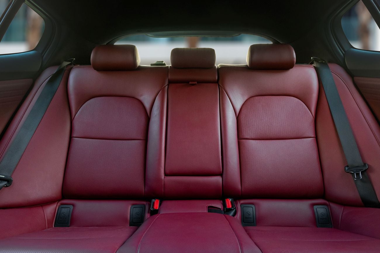 Kia Stinger Stinger GT-Line | 1,861 P.M | 0% Downpayment | Warranty