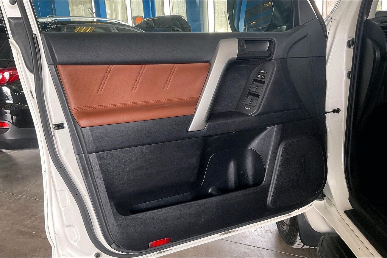 تويوتا برادو VXR | شامل الضمان | 0 ﺪﻔﻋﺓ ﺃﻮﻟﻯ