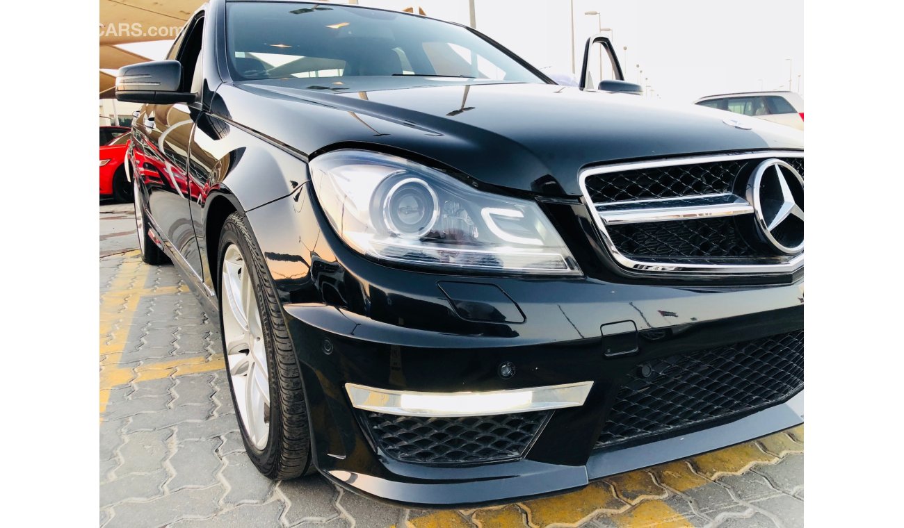 Mercedes-Benz C 300 Excellent Condition with AMG KIT !! with 0 down payment !!