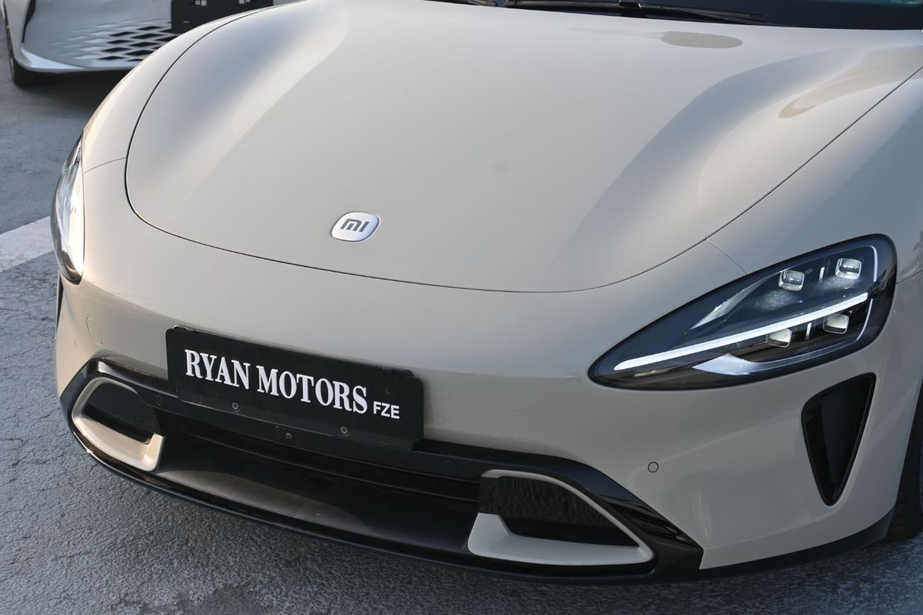 شاومى SU7 XIAOMI SU7 MAX Model 2024, Color Elegant Grey