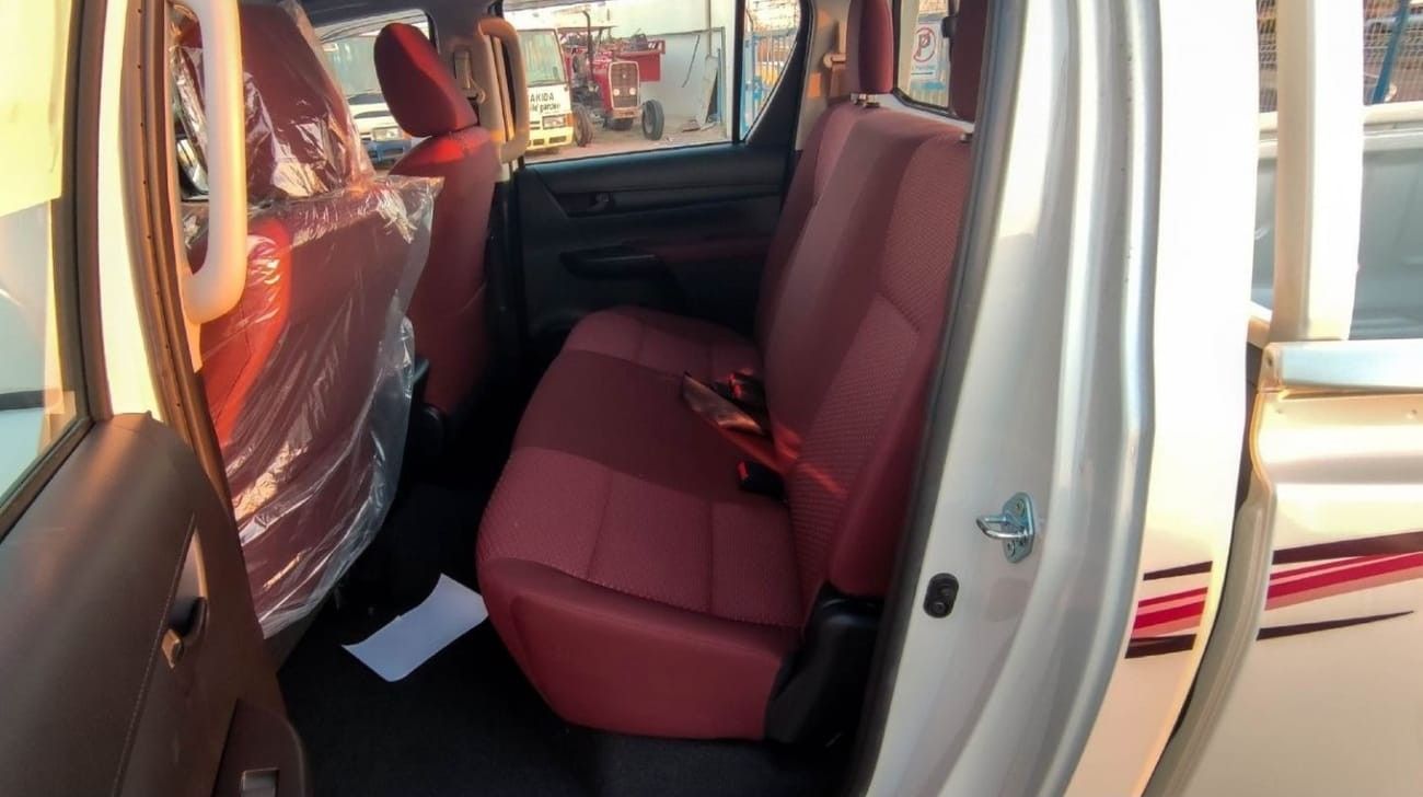 Toyota Hilux HILUX 2.7L AT PETROL