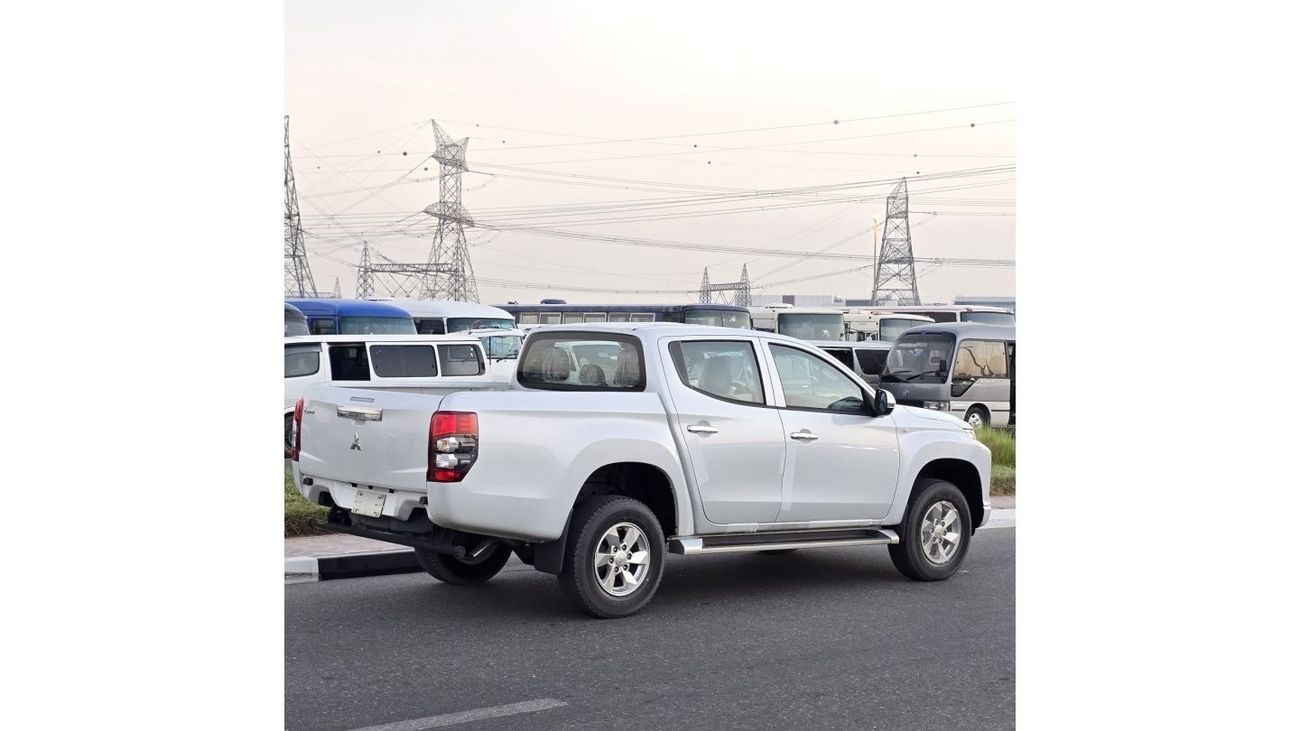 Mitsubishi L200 2022 L200 2.2L AT Diesel 4WD 2022 Model
