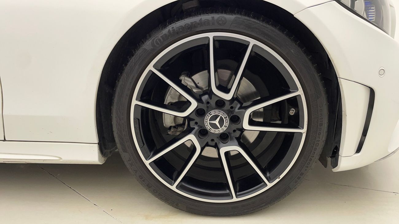 Mercedes-Benz C 200 AMG SPORT PACKAGE 2 | Zero Down Payment | Home Test Drive