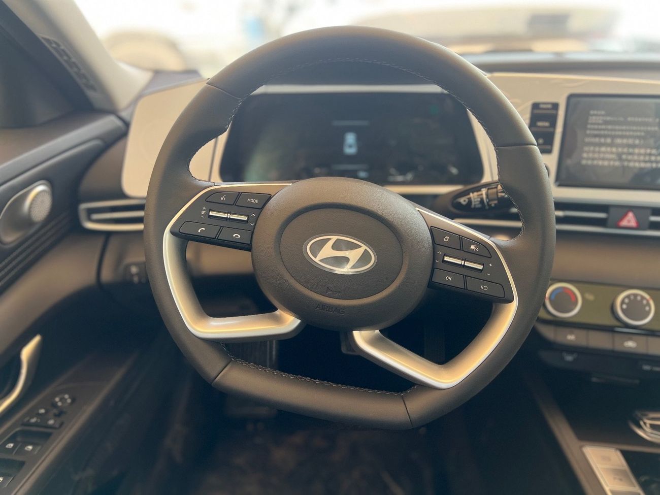 هيونداي إلانترا GL 1.6L