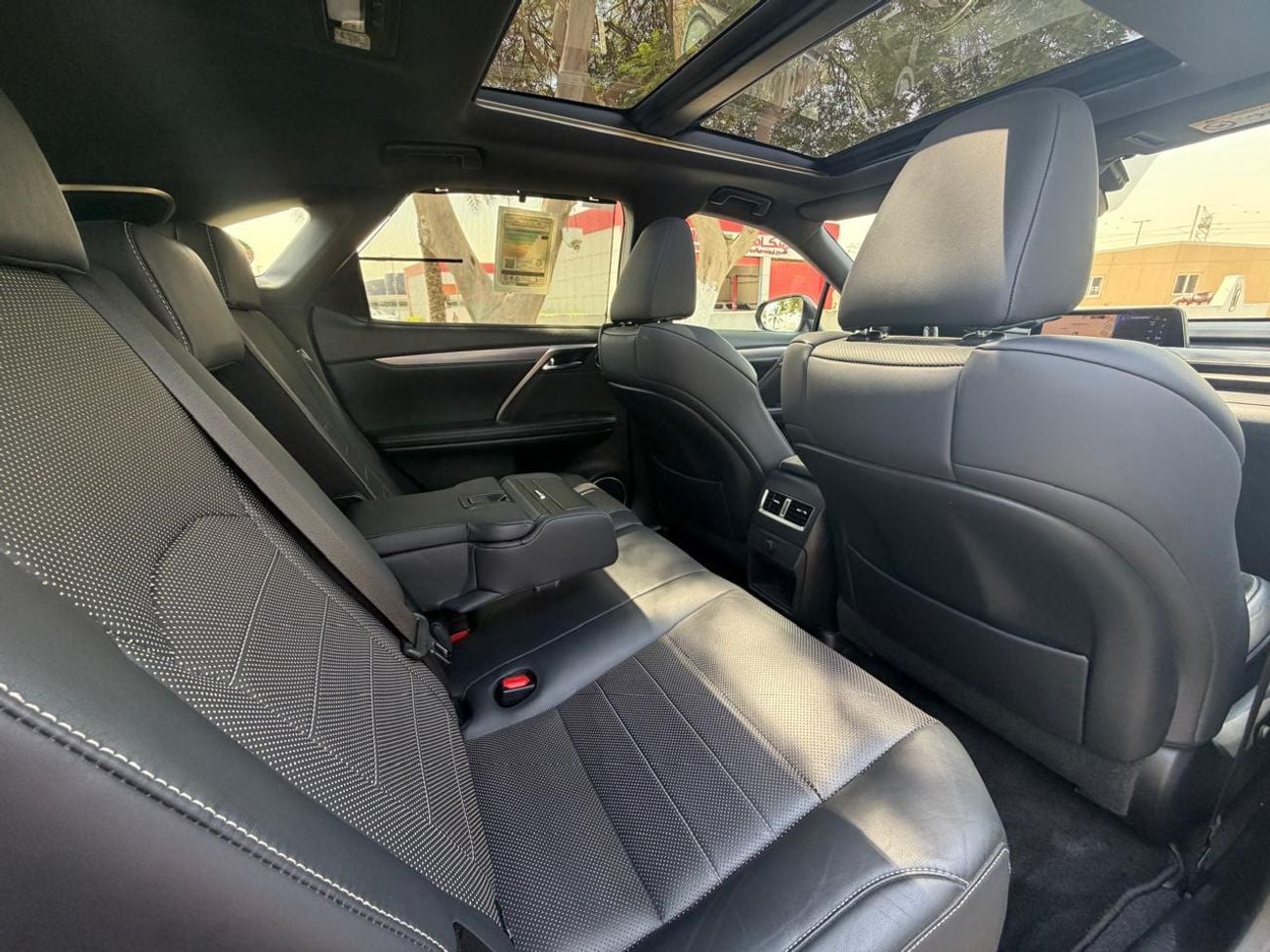 Lexus RX450h F-SPORT Lexus RX 450h F Sport 2019 | GCC Specs | Hybrid Efficiency Full Service History First Owner 2 Keys