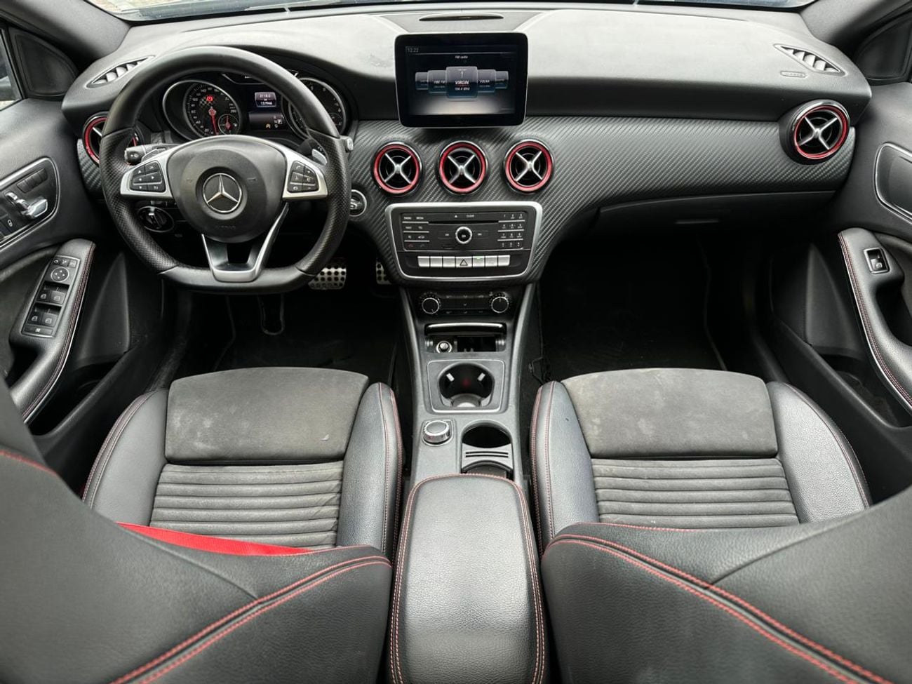 مرسيدس بنز A 250 MERCEDES-BENZ A250 | GCC | 2017 | FULL SERVICE HISTORY (GARGASH)