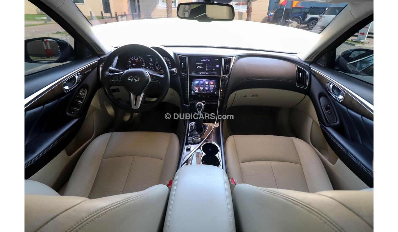 Infiniti Q50 V37