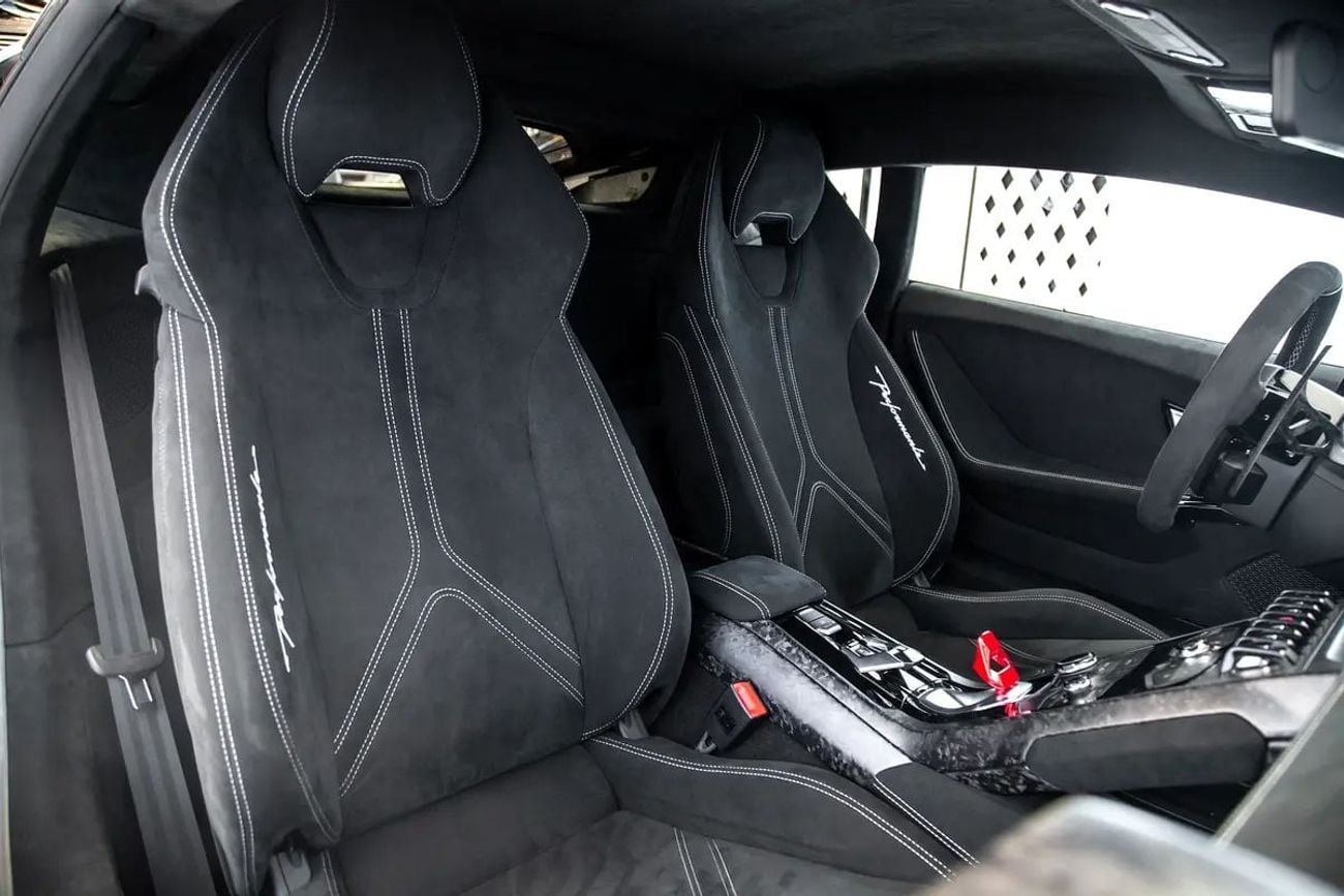 Lamborghini Huracan PERFORMANTE