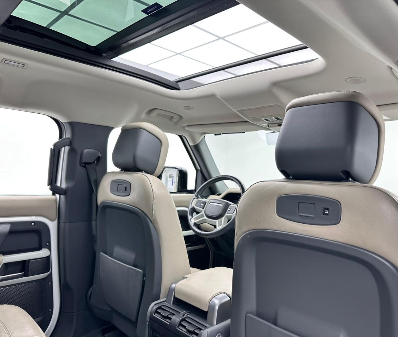 Land Rover Defender P400 110 HSE 3.0L (5 Seater) 2022 Land Rover Defender 110 HSE P400, Dec/2026 Land Rover Warranty, La