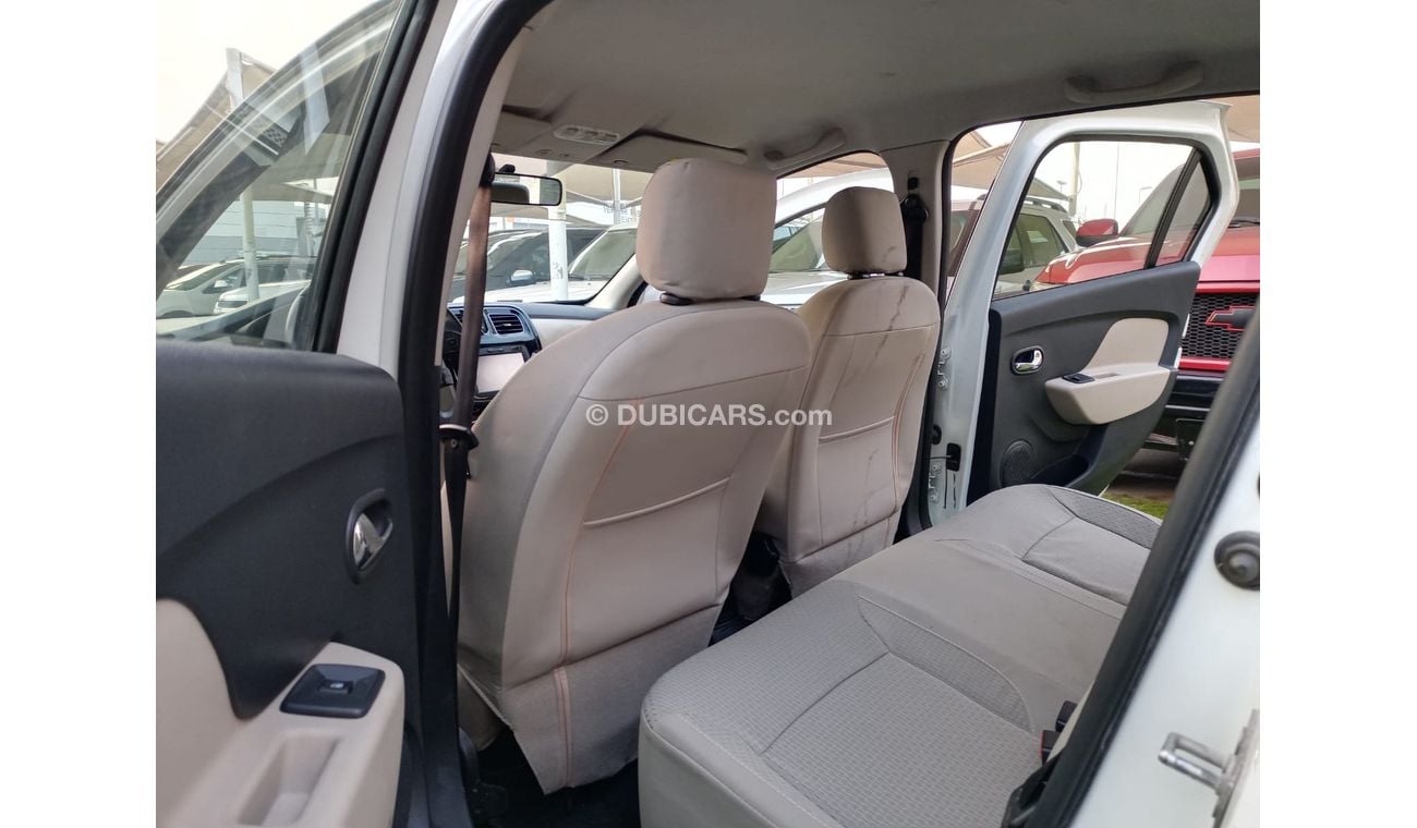 Renault Symbol Gulf 2017 wheels and spoiler for the Android screen, you do not need expenses, in excellent conditio