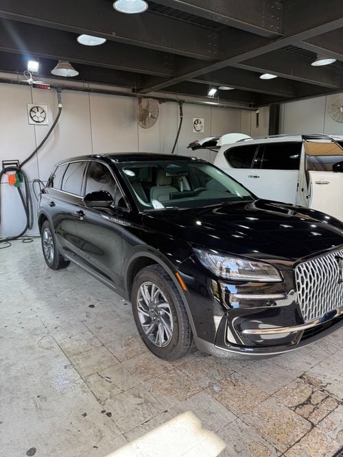 Lincoln Corsair Agency maintained with 5yrs service and warranty untill 2028