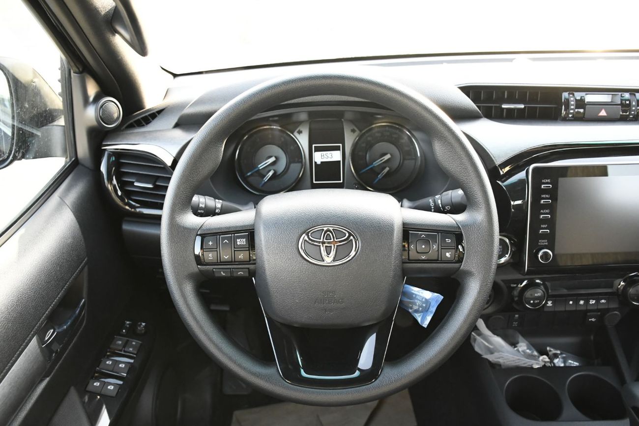 تويوتا هيلوكس Adventure 4.0L V6 with BSM ! Door Molding