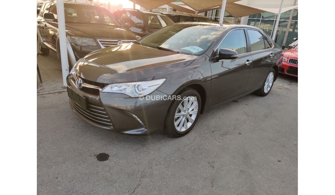 Toyota Camry 2017 model Se plus full options under warrantee low mileage gulf specs