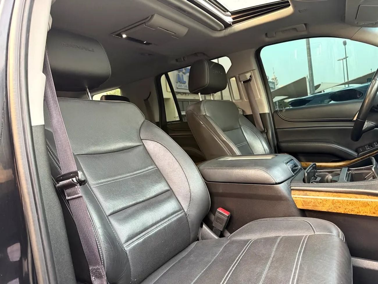 GMC Yukon Denali