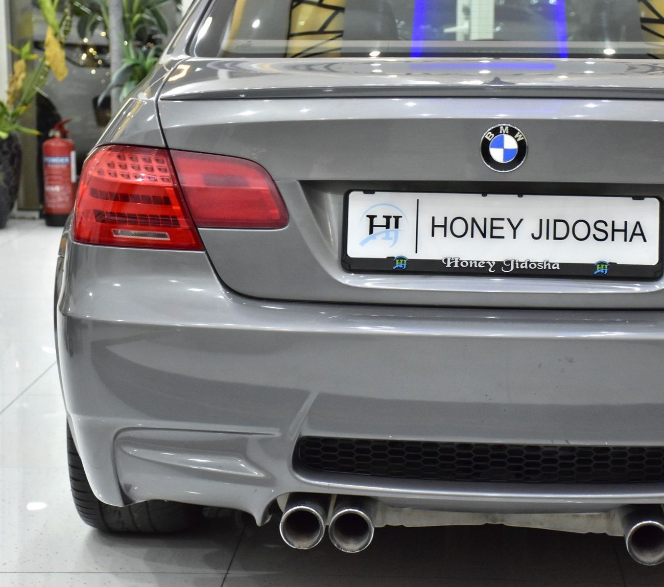 بي أم دبليو M3 EXCELLENT DEAL for our BMW M3 ( 2011 Model ) in Grey Color American Specs