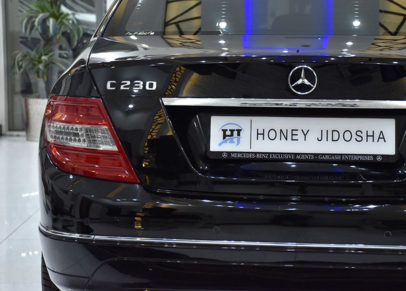 مرسيدس بنز C 230 EXCELLENT DEAL for our Mercedes Benz C230 ( 2008 Model ) in Black Color GCC Specs