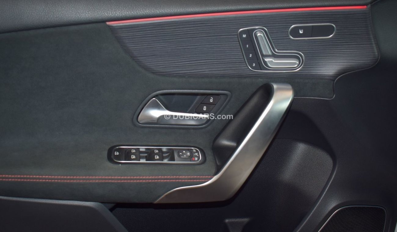 Mercedes-Benz A 250 Premium + Mercedes A250 AMG