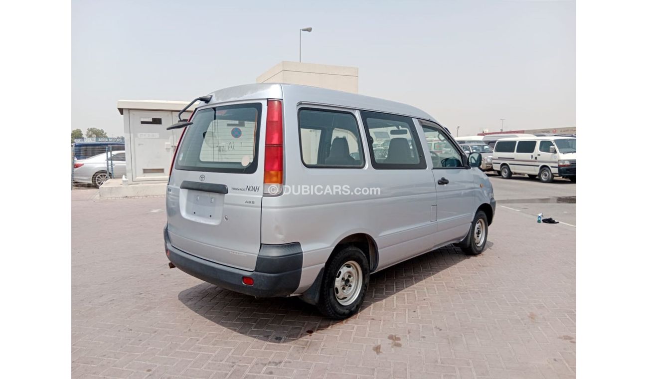 Toyota Noah TOYOTA NOAH RIGHT HAND DRIVE  (PM1606)