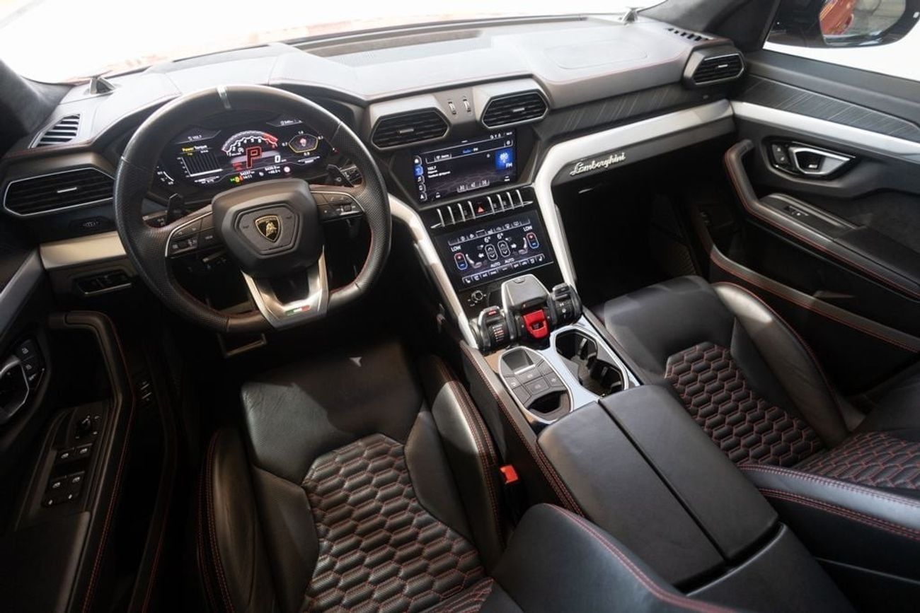 Lamborghini Urus STD 4.0T V8