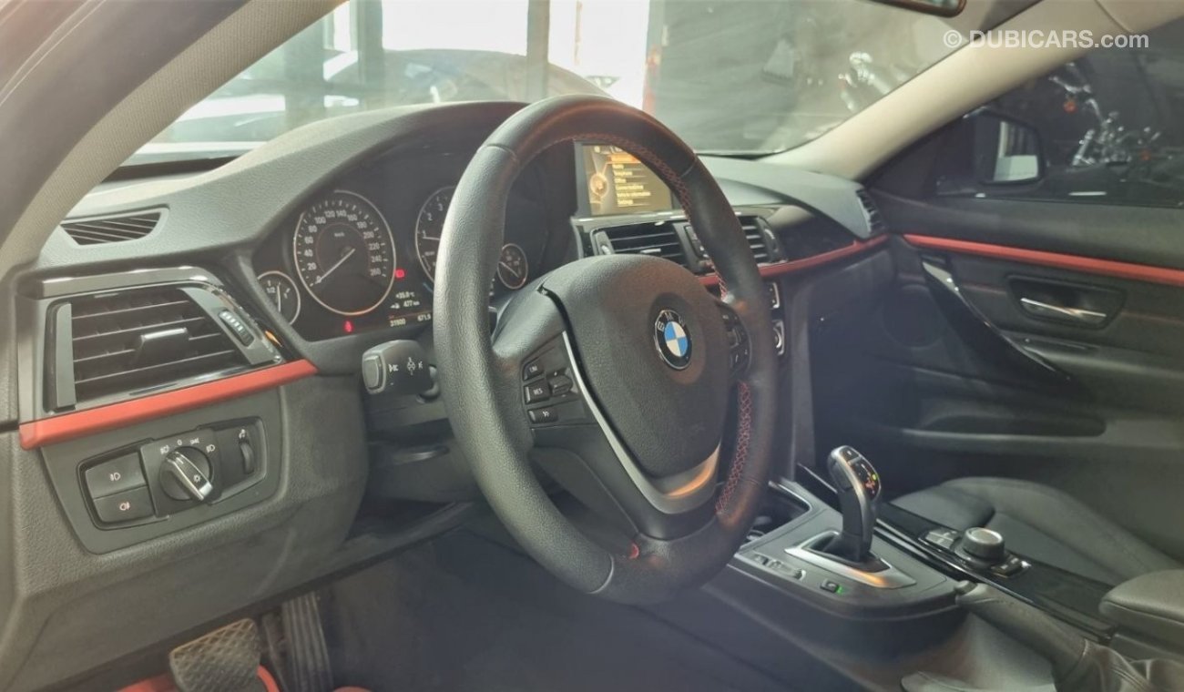 بي أم دبليو 420 BMW 420I GCC IN MINT CONDITION WITH VERY LOW MILEAGE ONLY 31K KM FOR 99K AED INCLUDING INSURANCE,REG