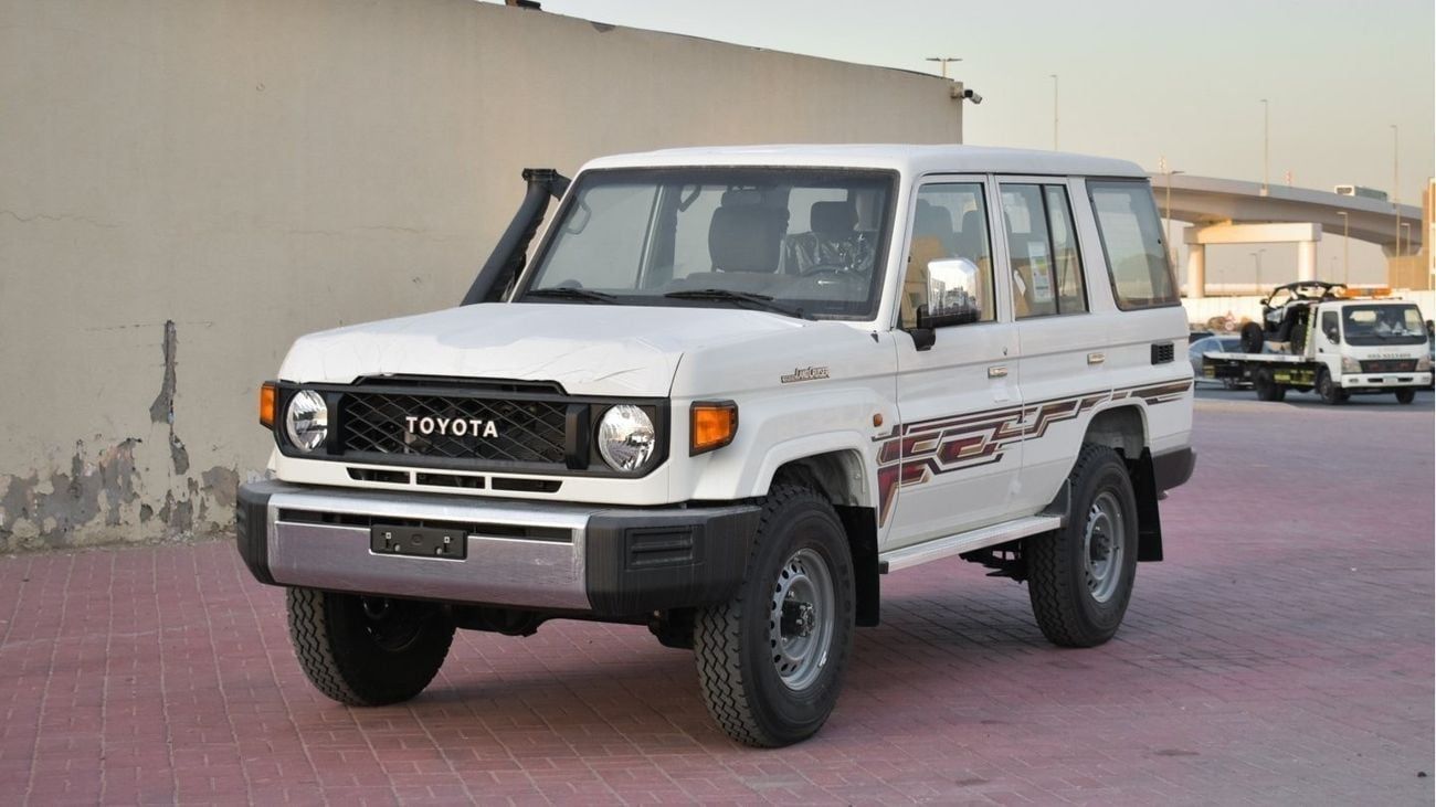 تويوتا لاند كروزر 70 LC76 Diesel V8 4.5L 5Doors