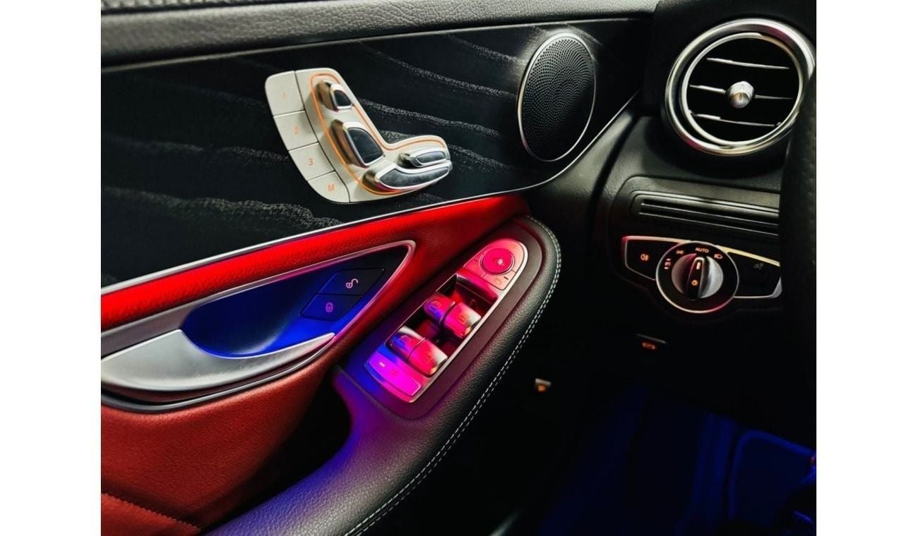 Mercedes-Benz GLC 300 4MATIC GCC .. Warranty .. GLC300 .. Coupe .. Original Paint ..