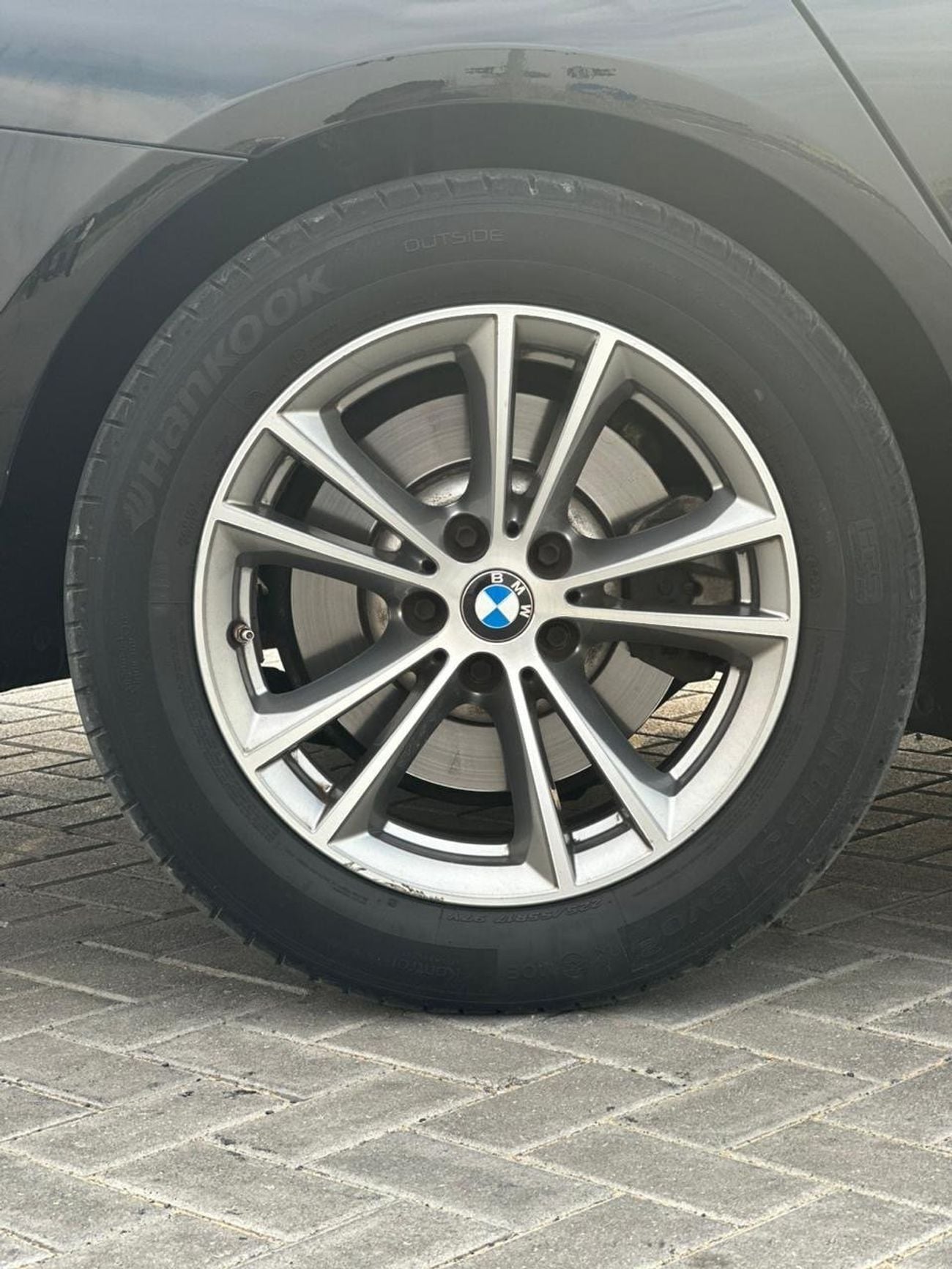 BMW 520i