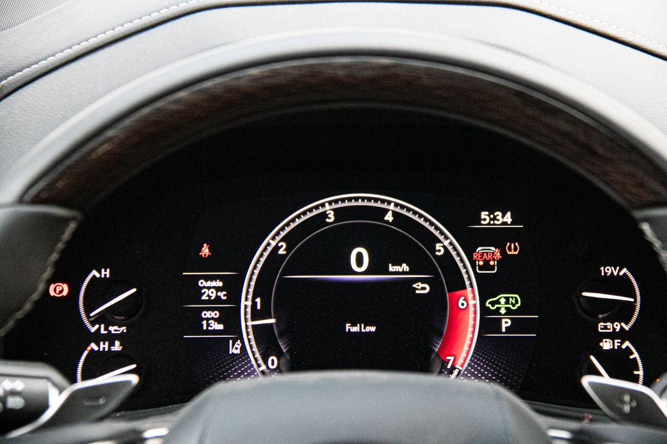 Lexus LX 600 VIP 3.5L LX 600 VIP 2024 | V4 | BEST PRICE | WHITE - FLAI