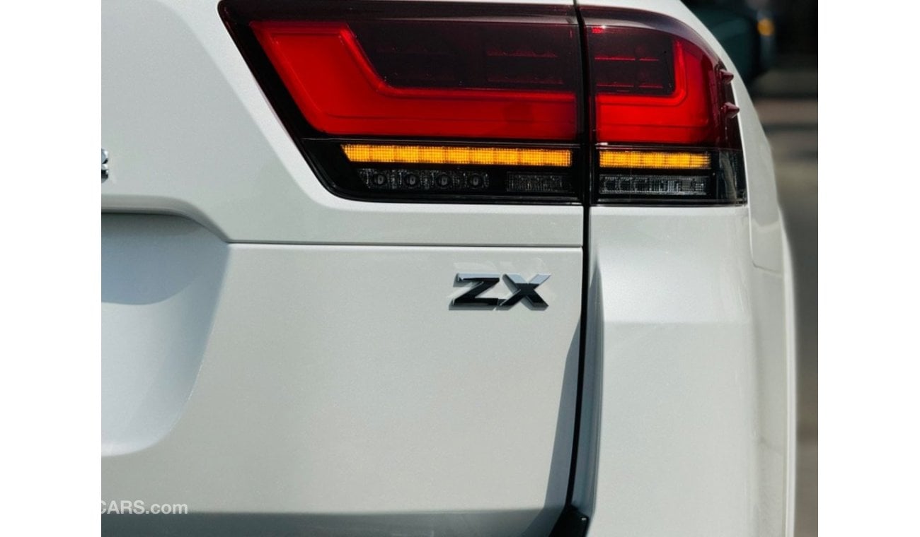تويوتا لاند كروزر Brand new zx top of the range
