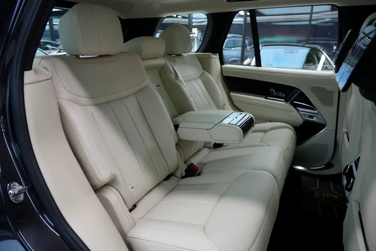 Land Rover Range Rover HSE P400 2026 Range Rover | Export