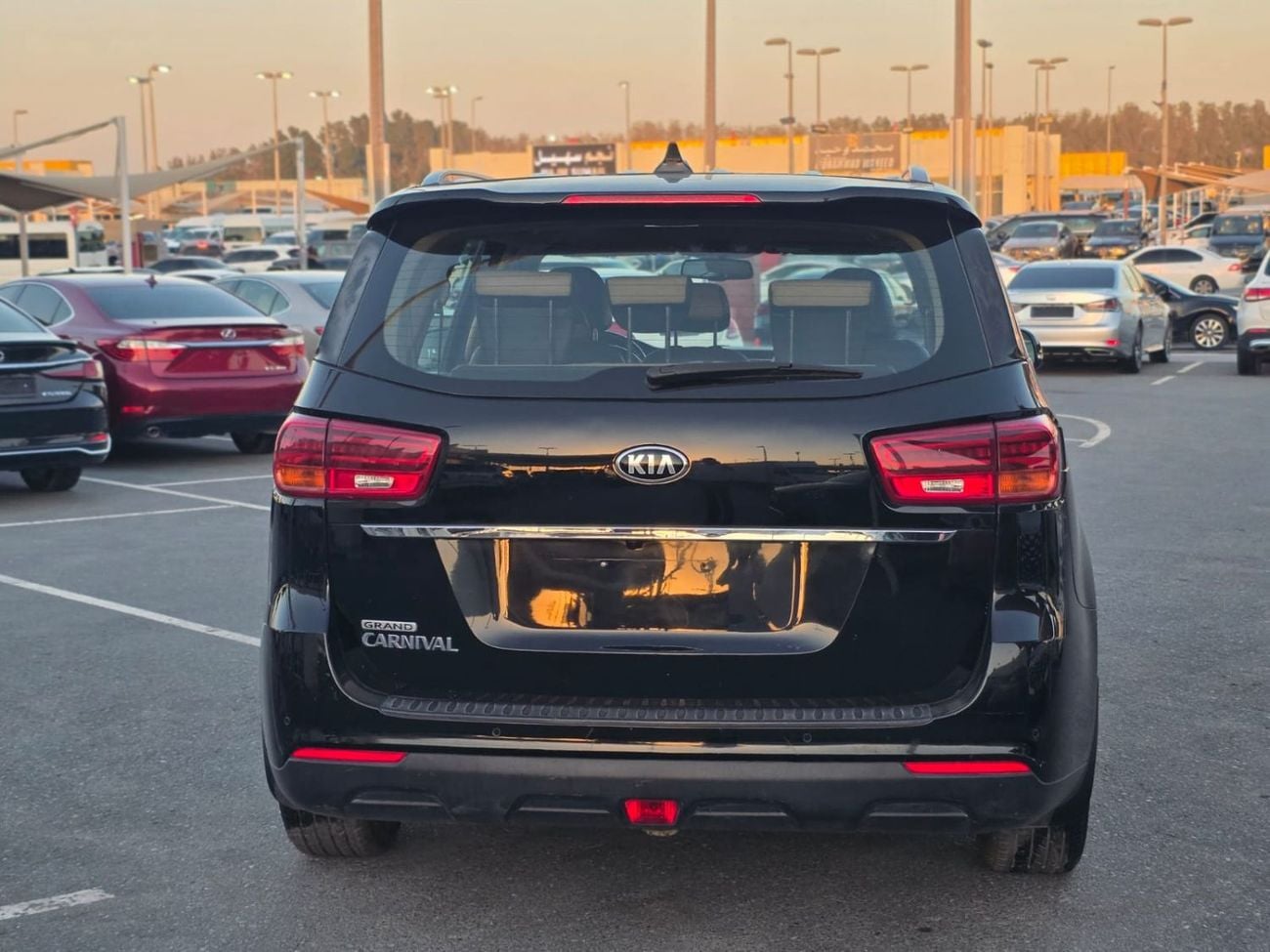 Kia Carnival