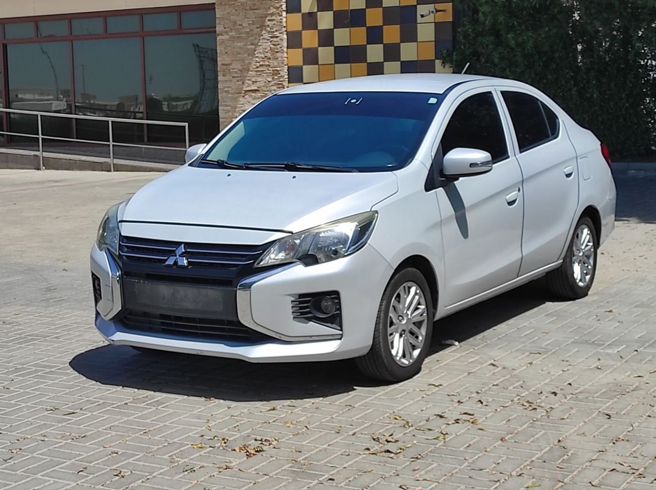 Mitsubishi Attrage GLX Premium 1.2L Mitsubishi Atrage 2021 1.2 full automatic Gcc