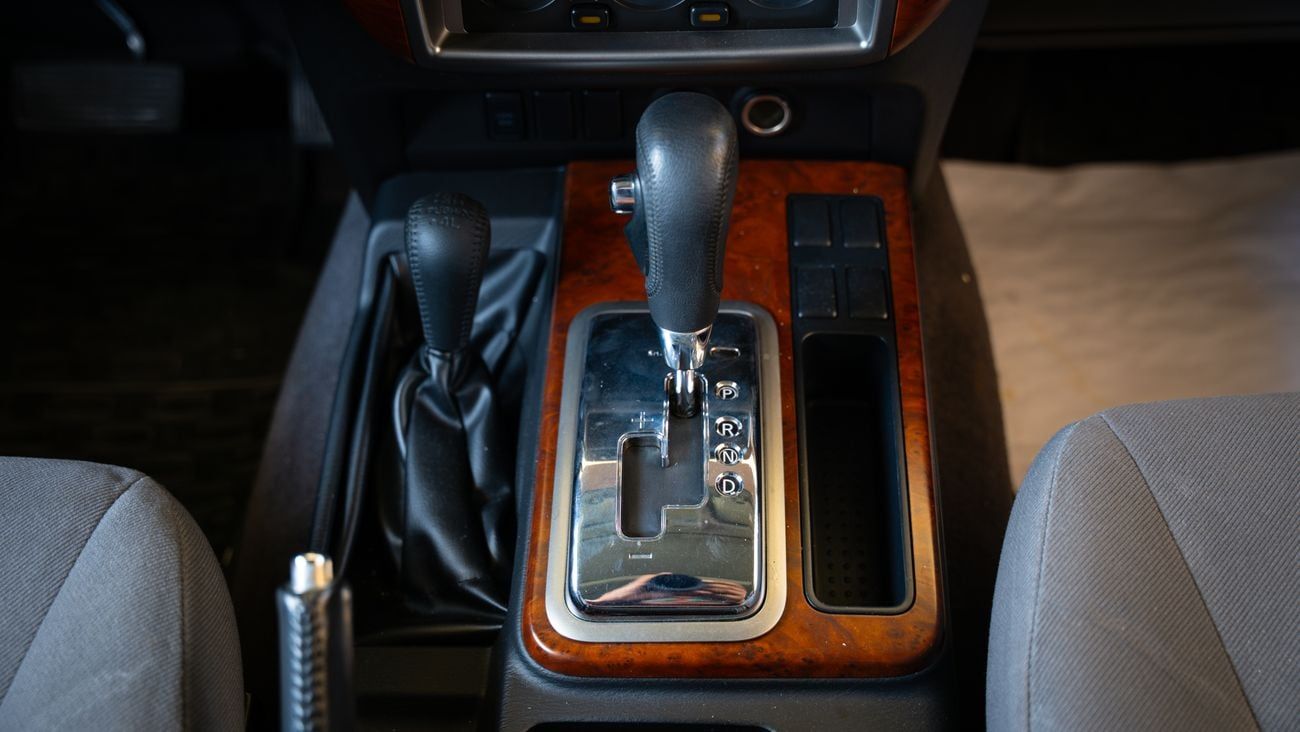 Nissan Patrol HT Safari 4.8L A/T (7 Seater) (5 Door)