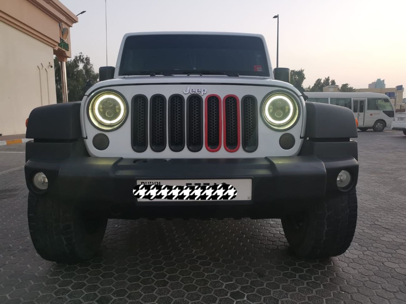Used Jeep Wrangler Sport 2013 for sale in Dubai 783121