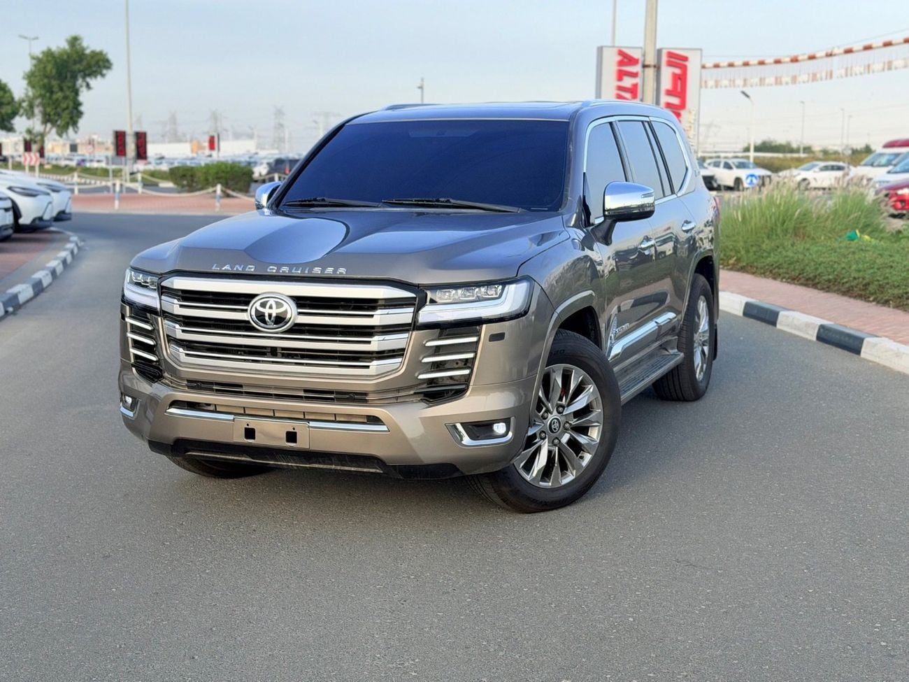 Toyota Land Cruiser GXR+ 4.0L Toyota landcuriser Years GXR 2017 upgrade 2025 full loaded V6 4.0L