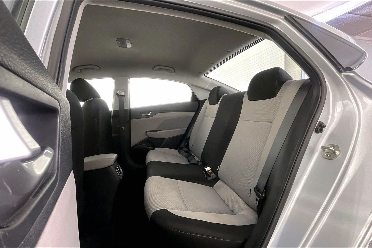 Hyundai Accent Smart / GL | National Day Celebration | Guaranteed Warranty | 0 Down Payment