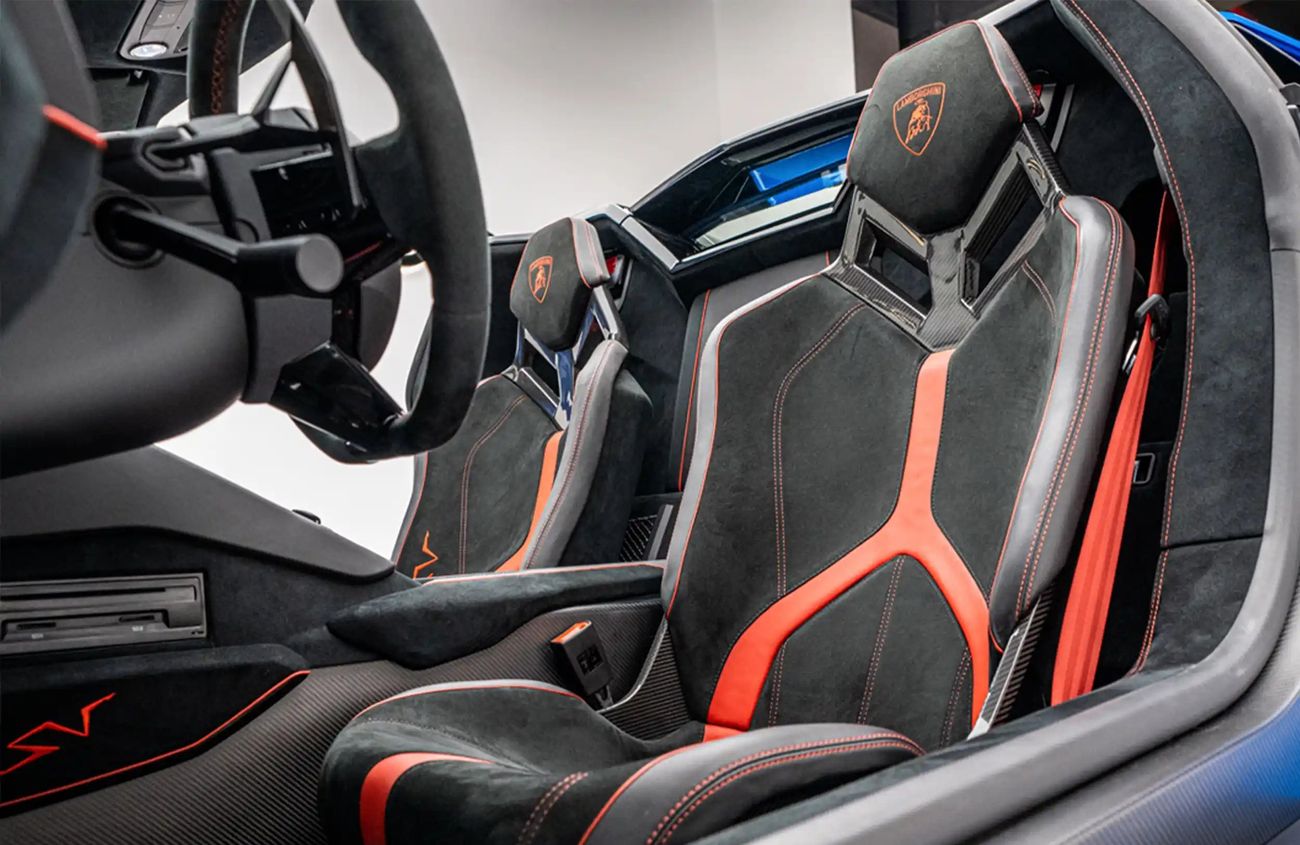 Lamborghini Aventador 6.5L V12 Naturally Aspirated Engine