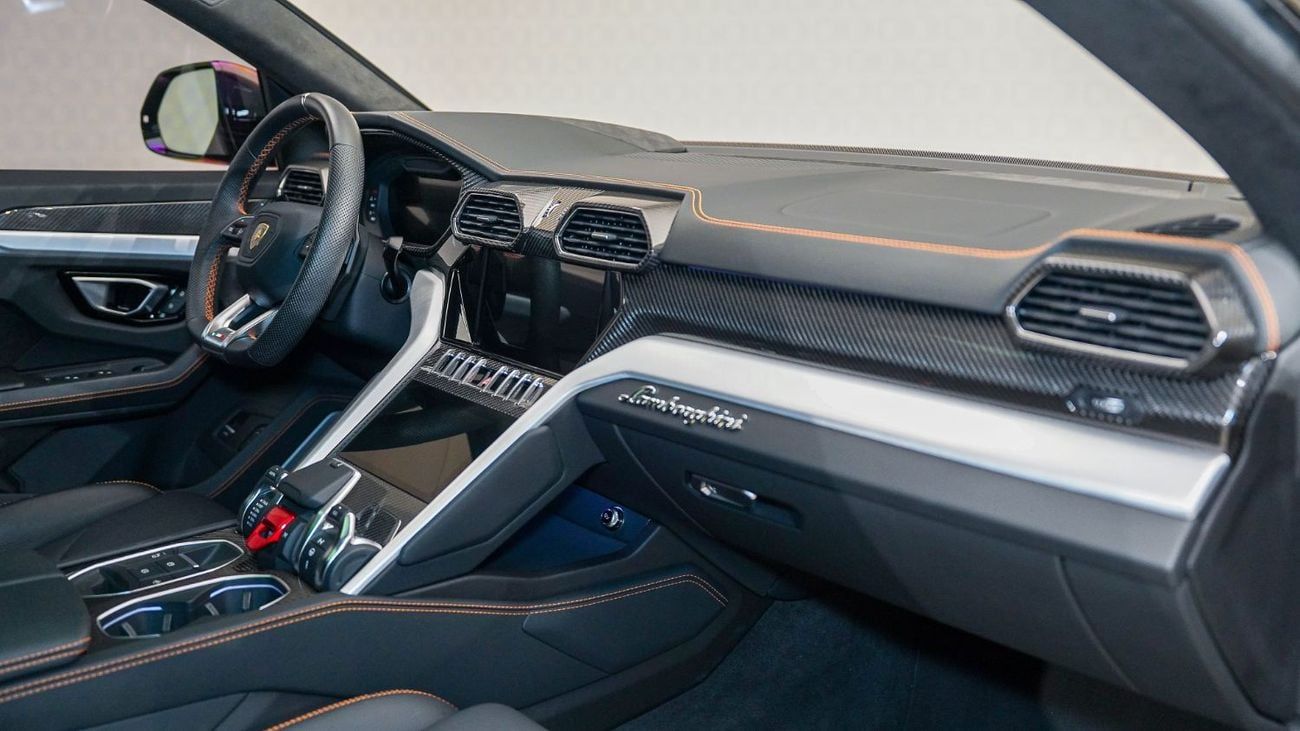 لامبورغيني اوروس | AED 14,652 PM | Warranty Jan-2026 | GCC