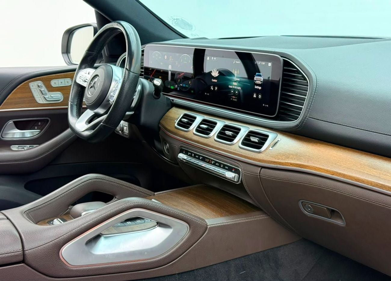 مرسيدس بنز GLS 580 STD STD