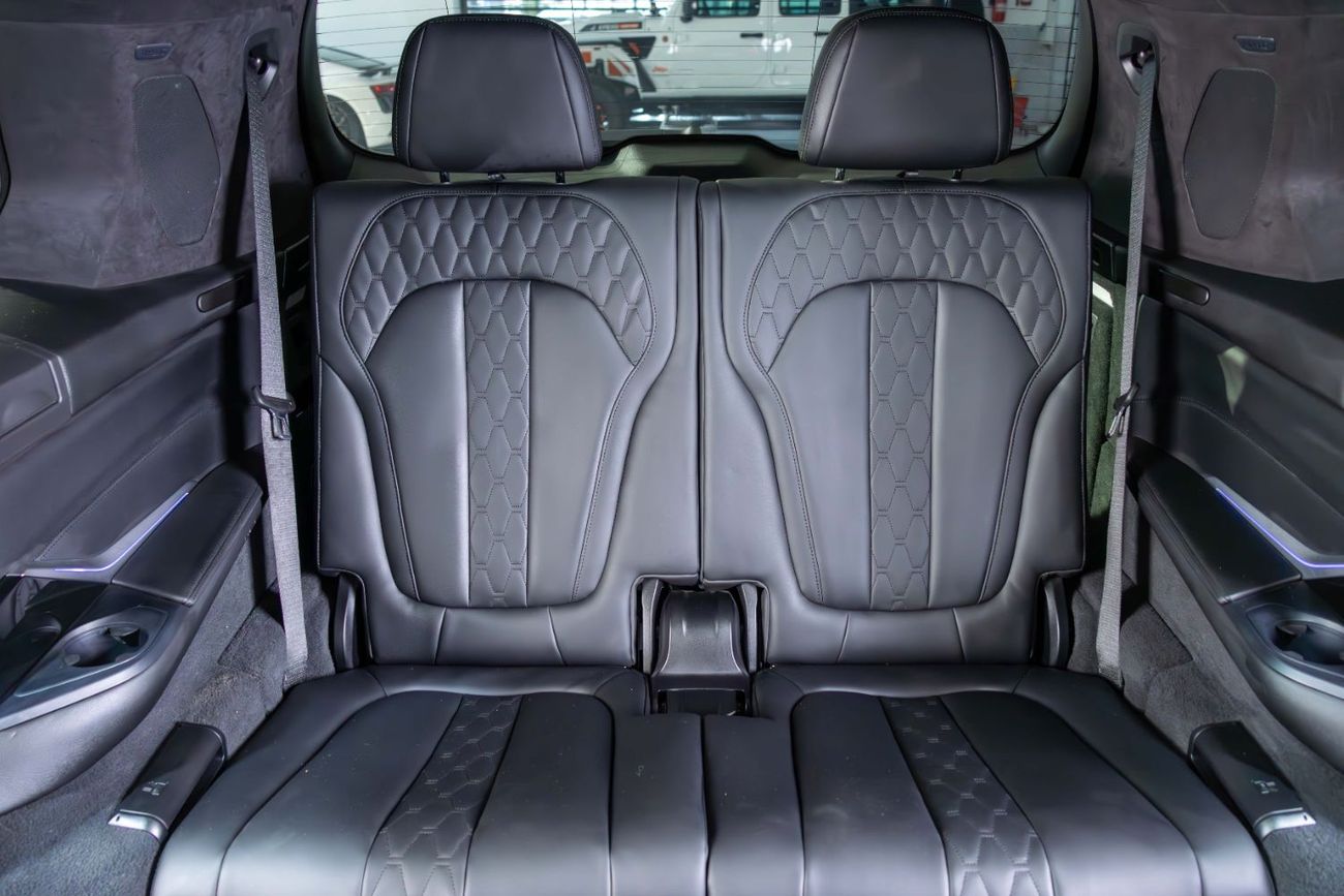 بي أم دبليو X7 