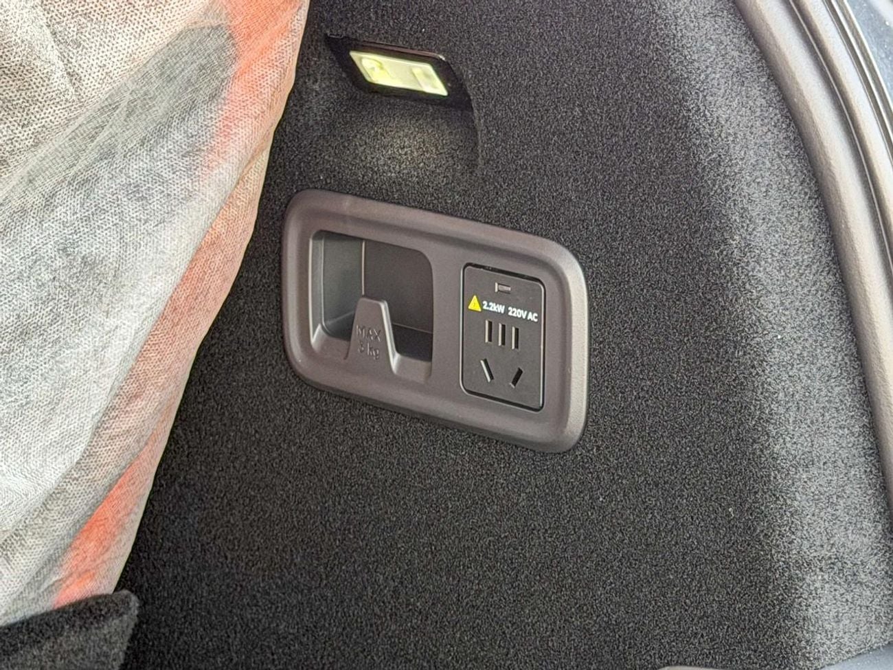 Lynk & Co 900 Lynk & Co 900 ULTRA 2025 Imported from China