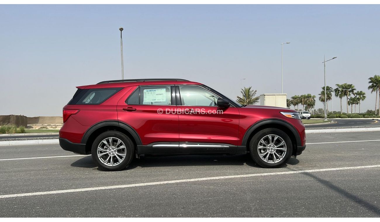 Ford Explorer XLT  2021 GCC Warranty Brand New